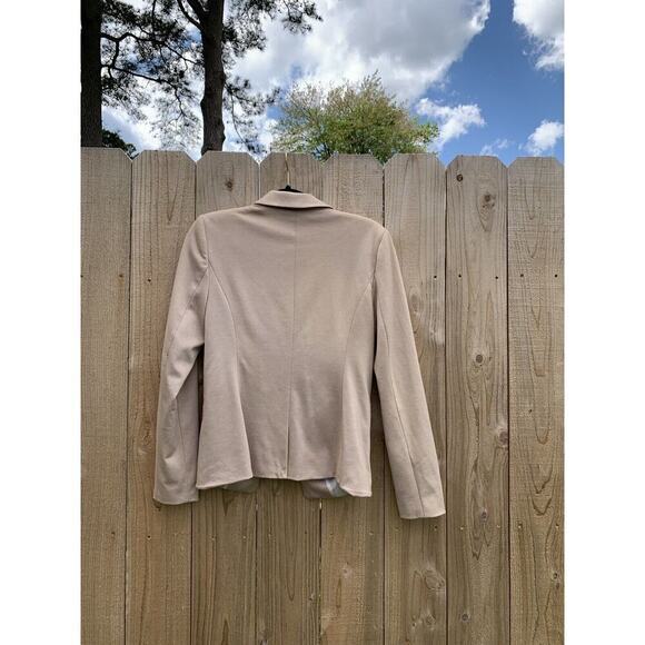 Suzy Shier Womens Suit Jacket Blazer Beige Long Sleeve Small Petite Work - Picture 5 of 7